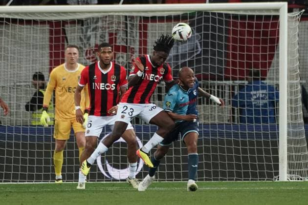 Jordan Lotomba (OGC Nice) - AndrÃ Ayew (Le Havre AC) FOOTBALL : OGC Nice vs Le Havre - Ligue 1 Uber Eats - Nice - 10 05 2024 NorbertScanella Panoramic 