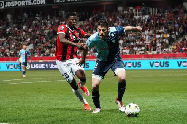Mohamed-Ali Cho (OGC Nice) - Gautier Lloris (Le Havre AC) FOOTBALL : OGC Nice vs Le Havre - Ligue 1 Uber Eats - Nice - 10 05 2024 NorbertScanella Panoramic 