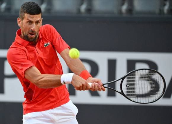 (240511) -- ROME, May 11, 2024 -- Novak Djokovic of Serbia hits a return during the men s singles round of 64 match against Corentin Moutet of France at the ATP, Tennis Herren Italian Open in Rome, Italy, May 10, 2024. (Photo by Xinhua) (SP)ITALY-ROME-TENNIS-ATP-ITALIAN OPEN AlbertoxLingria 