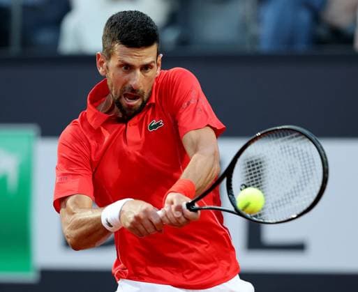 (240511) -- ROME, May 11, 2024 -- Novak Djokovic of Serbia hits a return during the men s singles round of 64 match against Corentin Moutet of France at the ATP, Tennis Herren Italian Open in Rome, Italy, May 10, 2024. (Photo by Xinhua) (SP)ITALY-ROME-TENNIS-ATP-ITALIAN OPEN AlbertoxLingria 
