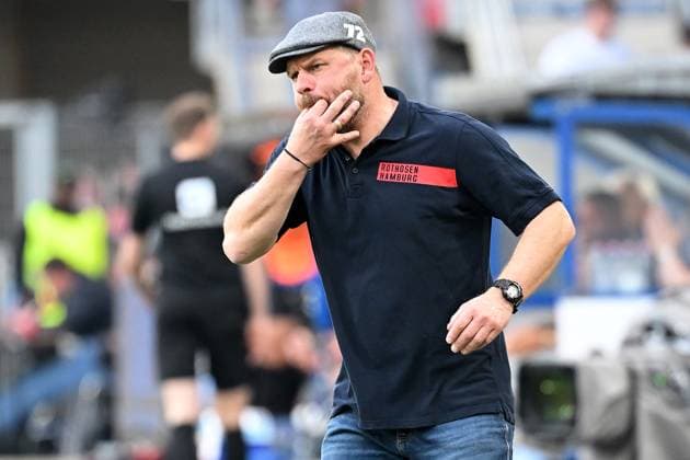 Paderborn, Home Deluxe Arena, 10 05 24, GER, Herren, 2 Bundesliga, Saison 2023 2024, SC Paderborn 07 Hamburger SV Bild Trainer Steffen BAUMGART Hamburg Only for editorial use DFL regulations prohibit any use of photographs as image sequences and or quasi video NRW Germany