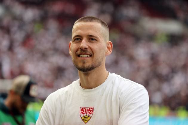 04.05.24 VfB Stuttgart - FC Bayern München Deutschland, Stuttgart, 04.05.2024, Fussball, Bundesliga, VfB Stuttgart - FC Bayern München: Waldemar Anton (VfB Stuttgart); Schlussjubel Qualifikation Champions League. *** 04 05 24 VfB Stuttgart FC Bayern Munich Germany, Stuttgart, 04 05 2024, Football, Bundesliga, VfB Stuttgart FC Bayern Munich Waldemar Anton VfB Stuttgart final cheer qualification Champions League