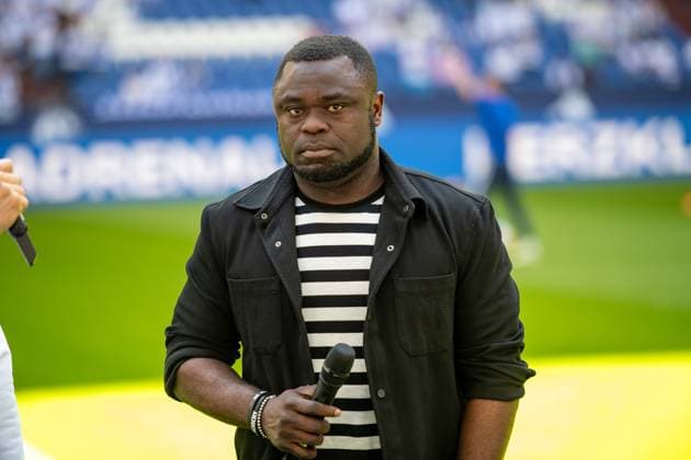 2 Soccer Bundesliga FC Schalke 04 FC Hansa Rostock 11 05 2024 Gerald Asamoah says goodbye to S04 Thank you Asa 2 Soccer Bundesliga FC Schalke 04 FC Hansa Rostock, 33 Matchday, on 11 05 2024, Veltins Arena, Gelsenkirchen DFL REGULATIONS PROHIBIT ANY USE OF PHOTOGRAPHS AS IMAGE SEQUENCES AND OR QUASI VIDEO Copyright: xBEAUTIFULxSPORTS Erlhofx