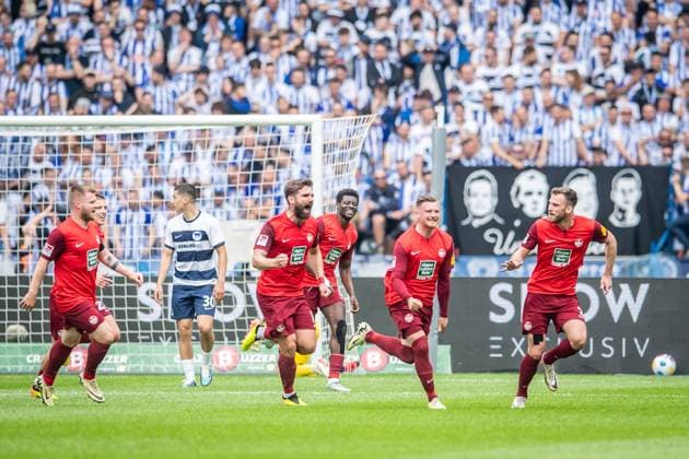 2 Soccer Bundesliga, Hertha BSC vs 1 FC Kaiserslautern Berlin, 11 05 2024 Goal celebration for 1 1 by Marlon Ritter 1 FC Kaiserslautern, 7 2 Soccer Bundesliga, Hertha BSC vs 1 FC Kaiserslautern, Olympiastadion, Berlin, 11 05 2024 DFL REGULATIONS PROHIBIT ANY USE OF PHOTOGRAPHS AS IMAGE SEQUENCES AND OR QUASI VIDEO Copyright: xBEAUTIFULxSPORTS LucianoxLimax
