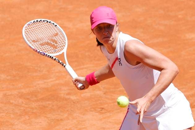 May 11, 2024, Rome, Lazio, Italy: Ida Sviate (POL) is playing during the round of 32 match againstYulia Putintseva (KAZ) on day six of the Internazionali BNL D Italia 2024 at Foro Italico on May 11, 2024 in Rome, Italy. Rome Italy - ZUMAl131 20240511_zsp_l131_022 Copyright: xCiroxDexLucax