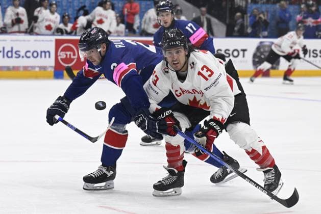 Sport Bilder des Tages Great Britain vs Canada group A match of the 2024 IIHF World Championship, WM, Weltmeisterschaft in Prague, Czech Republic, on May 11, 2024. From left Sam Ruopp of Great Britain, Brandon Tanev of Canada. (CTKxPhoto MichalxKamaryt) CTKPhotoP2024051102836  CTKPhotoP2024051102836