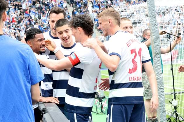 DEU, DFL, 2 FBL, Hertha BSC vs 1 FC Kaiserslautern, 11 05 2024, Berliner Olympiastadion, Berlin, DEU, DFL, 2 FBL, Hertha BSC vs 1 FC Kaiserslautern, in the picture 2 1 by Jeremy Dudziak Hertha BSC Berlin 19 , Ibrahim Maza Hertha BSC Berlin 30 , Haris Tabakovic Hertha BSC Berlin 25 , Fabian Reese Hertha BSC Berlin 11 , Marton Dardai Hertha BSC Berlin 31 DFL regulations prohibit any use of Photographs as image sequences and or quasi video Foto Juergen Engler nordphoto GmbH nordphotoxGmbHx xEngler nph00076