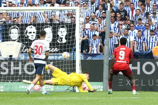 DEU, DFL, 2 FBL, Hertha BSC vs 1 FC Kaiserslautern, 11 05 2024, Berliner Olympiastadion, Berlin, DEU, DFL, 2 FBL, Hertha BSC vs 1 FC Kaiserslautern, in the picture 1 1 by Marlon Ritter 1 FC Kaiserslautern 7 , Tjark Ernst Hertha BSC Berlin 12 , Ibrahim Maza Hertha BSC Berlin 30 , Ragnar Ache 1 FC Kaiserslautern 9 DFL regulations prohibit any use of Photographs as image sequences and or quasi video Foto Juergen Engler nordphoto GmbH nordphotoxGmbHx xEngler nph00076