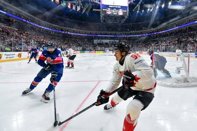PRAGUE, CZECH REPUBLIC MAY 11 Connor Bedard of Canada R against Josh Batch of Great Britain L during the preliminary round match between Great Britain and Canada at Prague Arena on May 11, 2024 in Prague, Czech Republic Prague Prague Arena Czech Republic Copyright: xJustPictures.ch AndreaxBrancax jp-en-EuSpIm-AB_11052024_DSC_7630