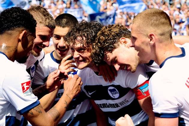 Fabian Reese Hertha BSC, 11 goal shot to 3 1, cheers, GER, Hertha BSC vs 1 FC Kaiserslautern, Soccer Men, 2 Bundesliga, Season 2023 2024, 33 Matchday, 11 05 2024 DFL REGULATIONS PROHIBIT ANY USE OF PHOTOGRAPHS AS IMAGE SEQUENCES AND OR QUASI VIDEO GER, Hertha BSC vs 1 FC Kaiserslautern, Soccer Men, 2 Bundesliga, Season 2023 2024, 33 Matchday, 11 05 2024 Berlin Copyright: xEibner-Pressefotox xClaudiusxRauchx EP_CRH
