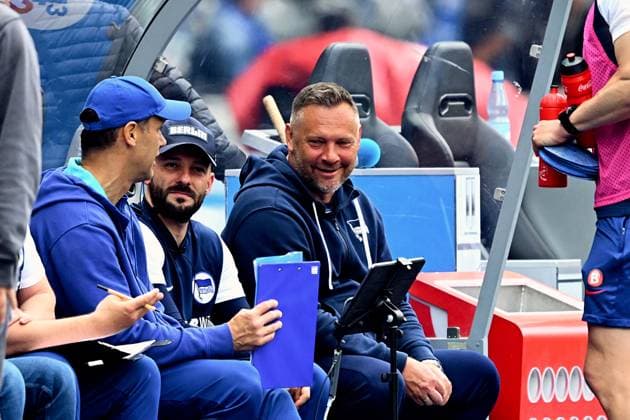 Pal Dardai Hertha BSC, Coach satisfied, GER, Hertha BSC vs 1 FC Kaiserslautern, Soccer Men, 2 Bundesliga, Season 2023 2024, 33 Matchday, 11 05 2024 DFL REGULATIONS PROHIBIT ANY USE OF PHOTOGRAPHS AS IMAGE SEQUENCES AND OR QUASI VIDEO GER, Hertha BSC vs 1 FC Kaiserslautern, Soccer Men, 2 Bundesliga, Season 2023 2024, 33 Matchday, 11 05 2024 Berlin Copyright: xEibner-Pressefotox xClaudiusxRauchx EP_CRH