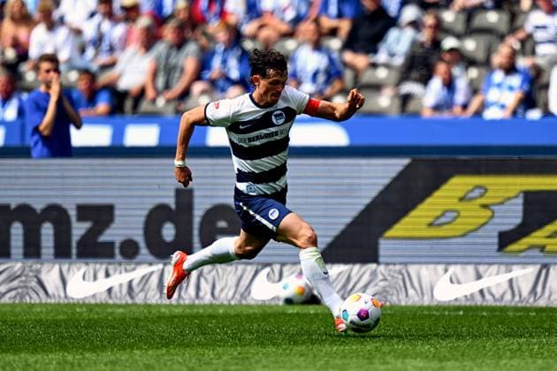Fabian Reese Hertha BSC, 11 , GER, Hertha BSC vs 1 FC Kaiserslautern, Soccer Men, 2 Bundesliga, Season 2023 2024, 33 Matchday, 11 05 2024 DFL REGULATIONS PROHIBIT ANY USE OF PHOTOGRAPHS AS IMAGE SEQUENCES AND OR QUASI VIDEO GER, Hertha BSC vs 1 FC Kaiserslautern, Soccer Men, 2 Bundesliga, Season 2023 2024, 33 Matchday, 11 05 2024 Berlin Copyright: xEibner-Pressefotox xClaudiusxRauchx EP_CRH