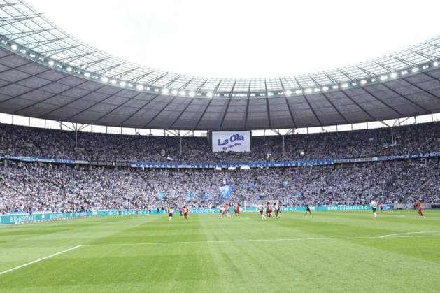 DEU, DFL, 2 FBL, Hertha BSC vs 1 FC Kaiserslautern, 11 05 2024, Berliner Olympiastadion, Berlin, DEU, DFL, 2 FBL, Hertha BSC vs 1 FC Kaiserslautern, im Bild volles Olympiastadion DFL regulations prohibit any use of Photographs as image sequences and or quasi video Foto Juergen Engler nordphoto GmbH nordphotoxGmbHx xEngler nph00076