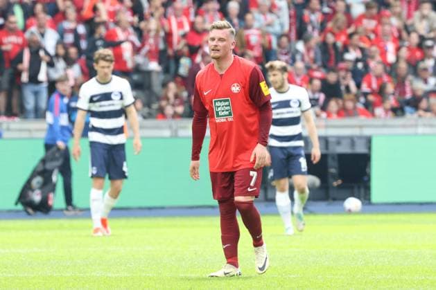 DEU, DFL, 2 FBL, Hertha BSC vs 1 FC Kaiserslautern, 11 05 2024, Berliner Olympiastadion, Berlin, DEU, DFL, 2 FBL, Hertha BSC vs 1 FC Kaiserslautern, im Bild Marlon Ritter 1 FC Kaiserslautern 7 DFL regulations prohibit any use of Photographs as image sequences and or quasi video Foto Juergen Engler nordphoto GmbH nordphotoxGmbHx xEngler nph00076