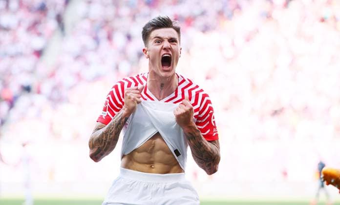 Bilder des Jahres 2024, Sport 05 Mai Sport Themen der Woche KW19 Sport Bilder des Tages RB Leipzig Ð Bremen Bundesliga Leipzig, 11.05.2024, Red Bull Arena, Fussball, 1.Bundesliga , 33.Spieltag , RB Leipzig vs. SV Werder Bremen , Im Bild: Tor für RB Leipzig. Benjamin Sesko (30, RB Leipzig) trifft zum 1:1 und jubelt. , Nur zur redaktionellen Nutzung. Only editorial use. , DFB DFL regulations prohibit any use of photographs as image sequences and or quasi-video. , *** RB Leipzig Ð Bremen Bundesliga Leipzig, 11 05 2024, Red Bull Arena, Soccer, 1 Bundesliga , 33 Matchday , RB Leipzig vs SV Werder Bremen , In the picture Goal for RB Leipzig Benjamin Sesko 30, RB Leipzig scores to 1 1 and cheers , For editorial use only Only editorial use , DFB DFL regulations prohibit any use of photographs as image sequences and or quasi video , Picture Point