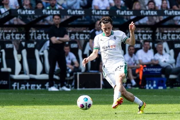 1 Soccer Bundesliga Borussia Mönchengladbach Eintracht Frankfurt 11 05 2024 Rocco Reitz Borussia Mönchengladbach, 27 1 Soccer Bundesliga Borussia Mönchengladbach Eintracht Frankfurt Borussia Park, Mönchengladbach 11 05 2024 DFL DFB REGULATIONS PROHIBIT ANY USE OF PHOTOGRAPHS AS IMAGE SEQUENCES AND OR QUASI VIDEO Copyright: xBEAUTIFULxSPORTS Buriakovx
