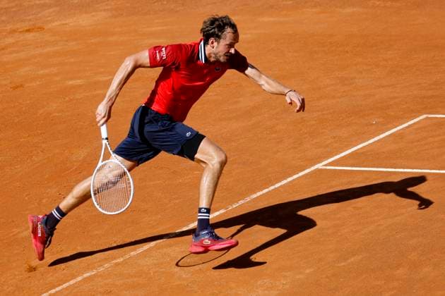 Sport Bilder des Tages May 11, 2024, Rome, ITALY: Daniil Medvedev of Russia during his men s singles 2nd round match against Jack Draper of the UK (not pictured) at the Italian Open tennis tournament in Rome, Italy, 11 May 2024. ANSA FABIO FRUSTACI Italian Open tennis tournament  - ZUMAa110 20240511_zaf_a110_032 Copyright: xFabioxFrustacix