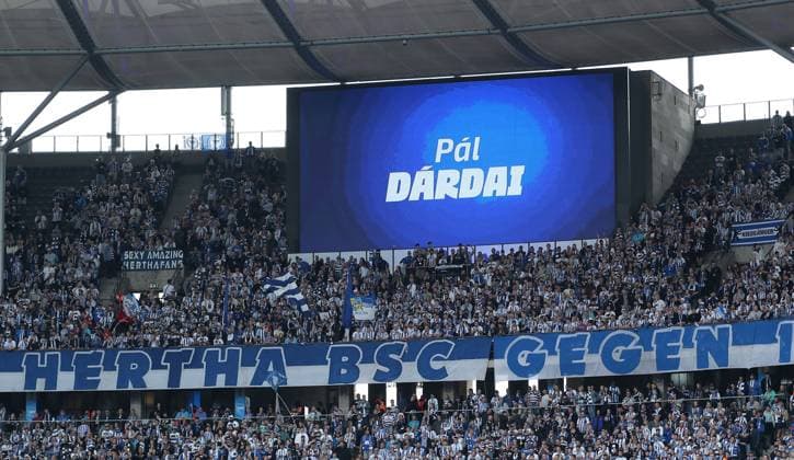 Scoreboard in the Ostkurve, coach Pal Dardai Symbol photo Typical Feature Sport Football Soccer DFL 2 Bundesliga Men 33 Matchday Season 2023 2024 11 05 2024 Hertha BSC Berlin vs 1 FC Kaiserslautern FCK DFL regulations prohibit any use of photographs as image sequences and or quasi video