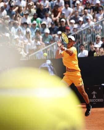 (240512) -- ROME, May 12, 2024 -- Shang Juncheng of China hits a return during the men s singles 2nd round match against Stefano Napolitano of Italy at Italian Open in Rome, Italy, May 11, 2024. ) (SP)ITALY-ROME-TENNIS ATP, Tennis Herren ITALIAN OPEN LixJing 