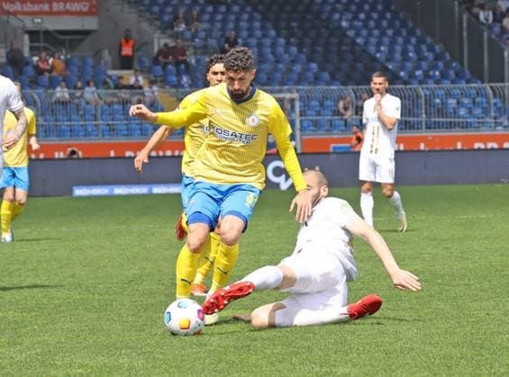 Eintracht Braunschweig vs SV Wehen Wiesbaden Braunschweig, 12 05 2024, Football, Season 23 24, 2 Bundesliga, Matchday 33, Eintracht Braunschweig vs SV Wehen Wiesbaden, Picture shows Fabio Kaufmann BTSV, 37 Braunschweig