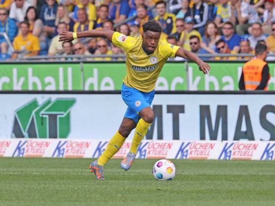 Eintracht Braunschweig vs SV Wehen Wiesbaden Braunschweig, 12 05 2024, Soccer, Season 23 24, 2 Bundesliga, 33 Matchday, Eintracht Braunschweig vs SV Wehen Wiesbaden, Picture shows Anderson Lenda Lucoqui BTSV, 15 Braunschweig