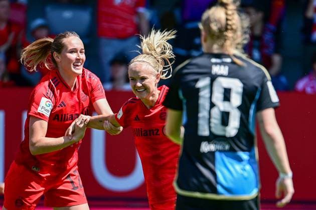 v li Sydney Lohmann FC Bayern Munich, FCB, 12 Pernille Harder FC Bayern Munich, FCB, 21 with goal celebration, jubilation, goal celebration, celebrate the goal, goal, celebration, jubilation over the goal to 1 0 by Pernille Harder FC Bayern Munich, FCB, 21 , optimistic, Action, Action, 12 05 2024, Munich Germany , Football, Google Pixel Women Bundesliga, FC Bayern München 1 FC Nürnberg, DFB DFL REGULATIONS PROHIBIT ANY USE OF PHOTOGRAPHS AS IMAGE SEQUENCES AND OR QUASI VIDEO xslx