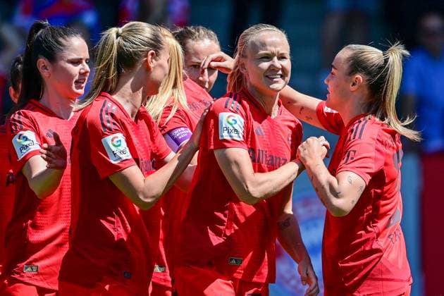 FC Bayern players with goal celebration, celebrate the goal, goal, celebration, jubilation over the goal to 1 0 by Pernille Harder FC Bayern Munich, FCB, 21 2 v re , optimistic, action, action, 12 05 2024, Munich Germany , Football, Google Pixel Women Bundesliga, FC Bayern Munich 1 FC Nuremberg, DFB DFL REGULATIONS PROHIBIT ANY USE OF PHOTOGRAPHS AS IMAGE SEQUENCES AND OR QUASI VIDEO xslx