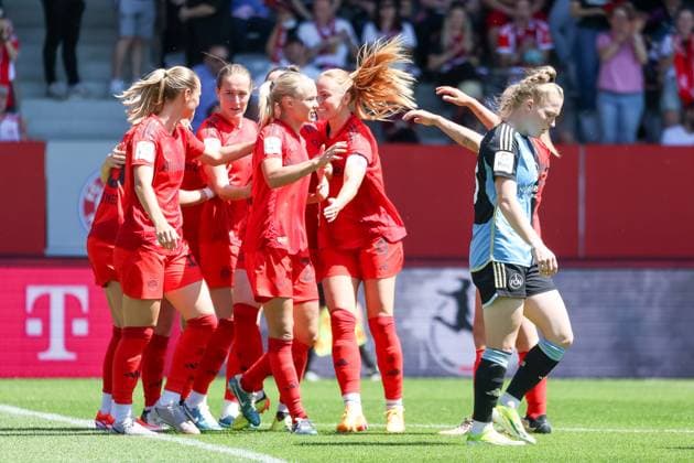Goal celebration for the goal to 1 0 by Pernille Harder FC Bayern Muenchen, 21 , FC Bayern Muenchen vs 1 FC Nuernberg, Football, Google Pixel Womens Bundesliga, 21 Matchday, Season 2023 24, 12 05 2024, DFB REGULATIONS PROHIBIT ANY USE OF PHOTOGRAPHS AS IMAGE SEQUENCES, FC Bayern Muenchen vs 1 FC Nuernberg, Football, Google Pixel Womens Bundesliga, 21 Matchday, Season 2023 24, 12 05 2024 Muenchen Copyright: xEibner-Pressefoto JennixMaulx EP_JML