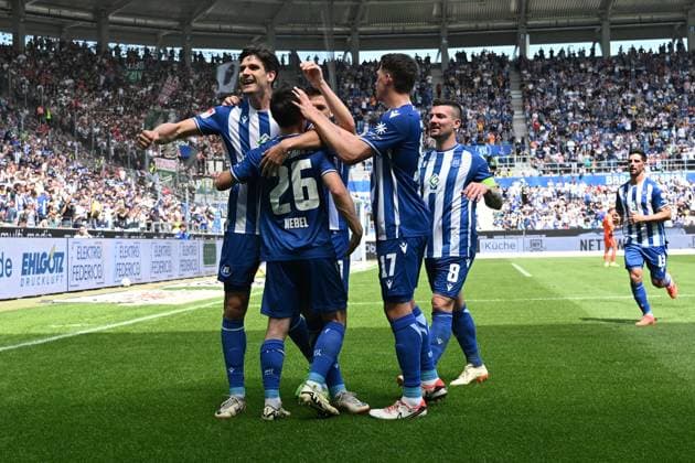 12 05 2024, xjhx, Soccer 2 Bundesliga, Karlsruher SC Hannover 96 emspor, v l celebrating the goal celebrate 1 1 by Paul Nebel Karlsruher SC KSC Igor Matanovic Karlsruher SC KSC Marvin Wanitzek Karlsruher SC KSC Nicolai Rapp Karlsruher SC KSC Jerome Gondorf Karlsruher SC KSC DFL DFB REGULATIONS PROHIBIT ANY USE OF PHOTOGRAPHS as IMAGE SEQUENCES and or QUASI VIDEO Karlsruhe