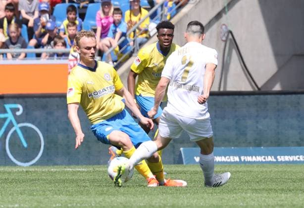 Eintracht Braunschweig vs SV Wehen Wiesbaden Braunschweig, 12 05 2024, Soccer, Season 23 24, 2 Bundesliga, 33 Matchday, Eintracht Braunschweig vs SV Wehen Wiesbaden, Picture shows Niklas Tauer BTSV, 8 Braunschweig