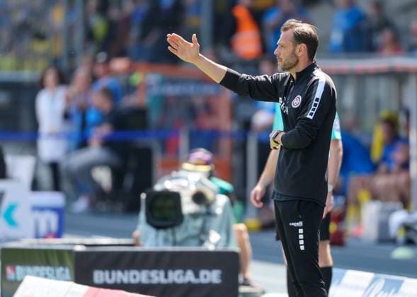 Soccer 2 BL Eintracht Braunschweig SV Wehen Wiesbaden 12 05 24, Nils Döring SVWW ,