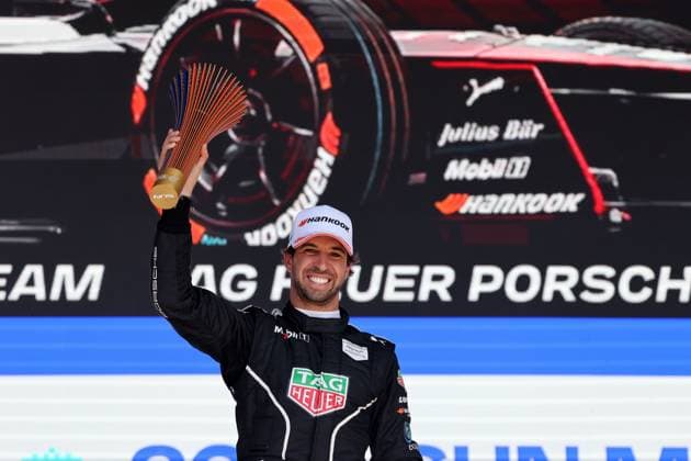 Sport Themen der Woche KW19 Sport Bilder des Tages Sieger Antonio Felix da Costa (POR) Porsche, FIA Formel E Weltmeisterschaft, Saison 10, Berlin E- Prix,12.05.2024, Rennen 2 *** Winner Antonio Felix da Costa POR Porsche, FIA Formula E World Championship, Season 10, Berlin E Prix,12 05 2024, Race 2