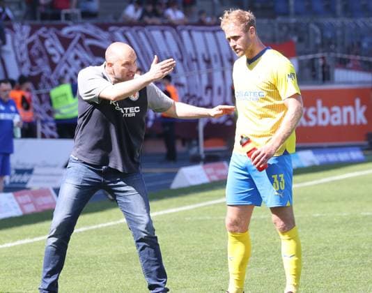 Eintracht Braunschweig vs SV Wehen Wiesbaden Braunschweig, 12 05 2024, Football, Season 23 24, 2 Bundesliga, Matchday 33, Eintracht Braunschweig vs SV Wehen Wiesbaden, Picture shows Eintracht coach Daniel Scherning Braunschweig