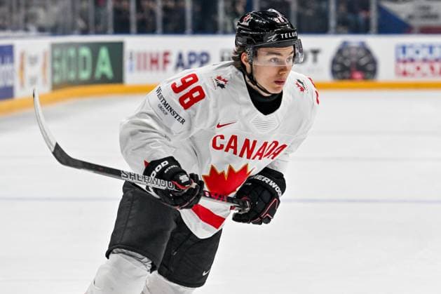 PRAGUE, CZECH REPUBLIC MAY 12 Connor Bedard of Canada in action during the preliminary round match between Denmark and Canada at Prague Arena on May 12, 2024 in Prague, Czech Republic Prague Prague Arena Czech Republic Copyright: xJustPictures.ch AndreaxBrancax jp-en-EuSpIm-AB_12052024_AAB_0745