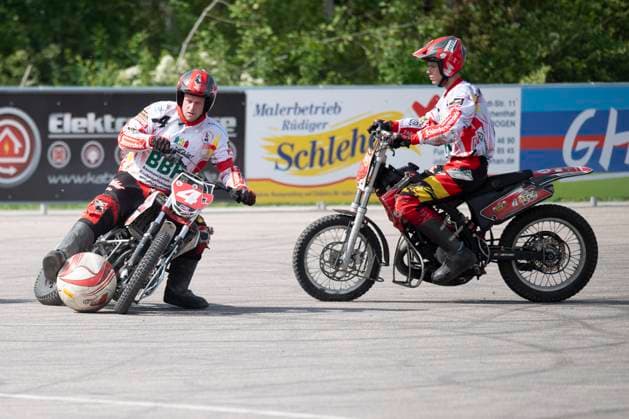 Halle, Germany 13 April 2024 Motoball Bundesliga Nord 2023 2024 1 MBC 70 90 Halle Neustadt vs MSC Jarmen from left Marc Wochatz Halle and Benjamin Walther Halle Motoball Stadion Sachsen Anhalt Copyright: xFotostandx xBallaschx