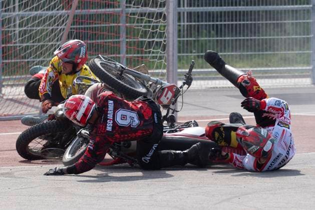 Halle, Germany 13 April 2024 Motoball Bundesliga Nord 2023 2024 1 MBC 70 90 Halle Neustadt vs MSC Jarmen from left Goalkeeper Michael Quente Halle ,Miguel Gomez Jarmen and Benjamin Walther Halle Motoball Stadion Sachsen Anhalt Copyright: xFotostandx xBallaschx