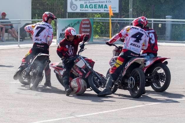 Halle, Germany 13 April 2024 Motoball Bundesliga Nord 2023 2024 1 MBC 70 90 Halle Neustadt vs MSC Jarmen from left in duel Franz Johann Broemme Halle ,Miguel Gomez Jarmen ,Marc Wochatz Halle and Robert Vaegler Jarmen Motoball Stadium Sachsen Anhalt Copyright: xFotostandx xBallaschx
