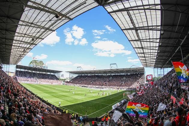 2 Bundesliga FC St Pauli VfL Osnabrück on 12 05 2024 at Millerntor Stadion in Hamburg Millerntor Stadion Panorama MH