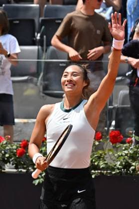 (240513) -- ROME, May 13, 2024 -- Zheng Qinwen of China celebrates after defeating Osaka Naomi of Japan during the women s singles round of 16 match at the WTA, Tennis Damen Italian Open in Rome, Italy, May 13, 2024. (Photo by Xinhua) (SP)ITALY-ROME-TENNIS-WTA-ITALIAN OPEN AlbertoxLingria 