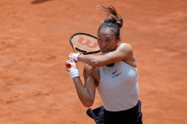 Internazionali BNL D Italia 2024 - Day Eight Qinwen Zheng is playing against Naomi Osaka in the round of 16 match on day eight of the Internazionali BNL D Italia at Foro Italico in Rome, Italy, on May 13, 2024. Rome Lazio Italy  Copyright: xCiroxDexLucax originalFilename:deluca-internaz240513_npbSv.jpg