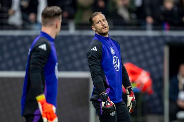 Soccer national team, season 2023 2024, international match Germany Netherlands on 26 03 24 at the Deutsche Bank Park in Frankfurt Hesse Germanys goalkeeper Oliver Baumann r looks on Germanys goalkeeper Marc Andre ter Stegen DFB REGULATIONS PROHIBIT ANY USE OF PHOTOGRAPHS AS IMAGE SEQUENCES AND OR QUASI VIDEO Copyright: xKirchner DavidxInderliedx