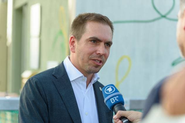 Philipp Lahm (Tournament director) is talking to ARD during UEFA EURO, EM, Europameisterschaft,Fussball 24 Trophy Tour at Bellevue di Monaco, Munich, Germany. (Sven Beyrich SPP)  Copyright: xSvenxBeyrich SPPx spp-en-SvBe-20240513-D4S_9896