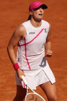 International Tennis match - Internazionali BNL d Italia Rome, Italy 13.05.2024: IGA SWIATEK (POL) VS ANGELIQUE KERBER (GER) during Internazionali BNL 2024 WOMENÃ¢& x80;& x99;S WTA, Tennis Damen 1000 Open tennis tournament in Rome at CENTER COURT Rome Italy  Copyright: xIPAxSport ABACAx