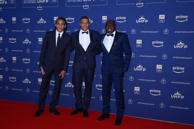 Ethan Mbappe ( PSG ) , Kylian Mbappe ( PSG ) and Wilfried Mbappe attend the UNFP Trophy Awards 2024 at Pavillon d Armenonville on May 13, 2024 in Paris, France. ( Photo by federico pestellini panoramic ) - FOOTBALL : Tapis rouge des Trophees UNFP - Paris - 13 05 2024 FedericoPestellini Panoramic 