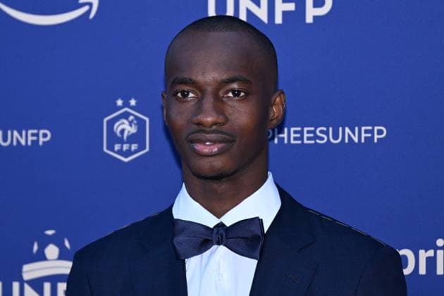 Kamory Doumbia attends the UNFP Trophy Awards 2024 at Pavillon d Armenonville on May 13, 2024 in Paris, France. ( Photo by federico pestellini panoramic ) - FOOTBALL : Tapis rouge des Trophees UNFP - Paris - 13 05 2024 FedericoPestellini Panoramic 