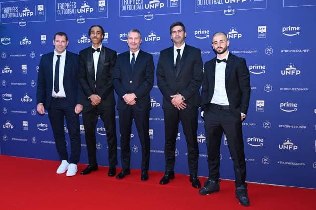 Sylvain Armand , Leny Yoro , Olivier Letang , Paulo Fonseca and Edon Zhegrova attend the UNFP Trophy Awards 2024 at Pavillon d Armenonville on May 13, 2024 in Paris, France. ( Photo by federico pestellini panoramic ) - FOOTBALL : Tapis rouge des Trophees UNFP - Paris - 13 05 2024 FedericoPestellini Panoramic 