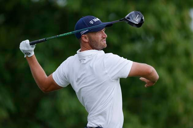 LOUISVILLE, KY - MAY 13: Wyndham Clark (USA) plays a shot during a practice round prior to the 2024 PGA, Golf Herren Championship on May 13, 2024, at Valhalla Golf Club in Louisville, Kentucky. (Photo by Joe Robbins Icon Sportswire) GOLF: MAY 13 PGA Championship - Practice Round EDITORIAL USE ONLY Icon573240513075