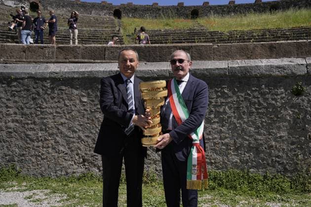 Radsport, Giro d Italia, 10. Etappe, Eindrücke aus dem Startort Pompeji Photo by Marco Alpozzi Lapresse)  Copyright: xMarcoxAlpozzix xLaPressex