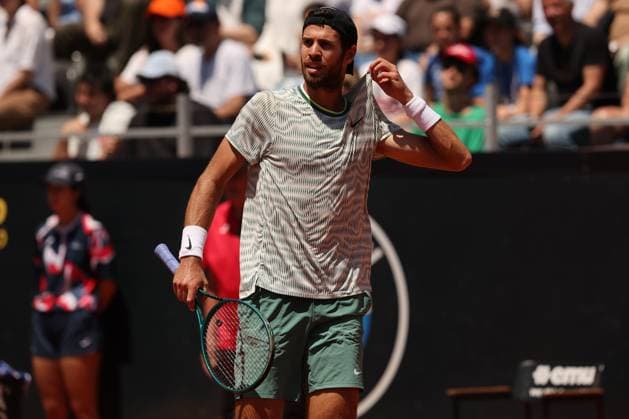 Tennis: ATP, Tennis Herren 1000 Internazionali di Tennis in Rome at Foro Italico. Match A.TABILO (CHILE) VS K. KHACHANOV (BUL) Rome, Italy 14.05.2024: A.TABILO (CHILE) VS K. KHACHANOV (BUL) during Internazionali BNL 2024 Men s Atp 1000 Open tennis tournament in Rome at Grand Stand Arena . Rome foro italico italy italy Copyright: xmarcoxiacobucci