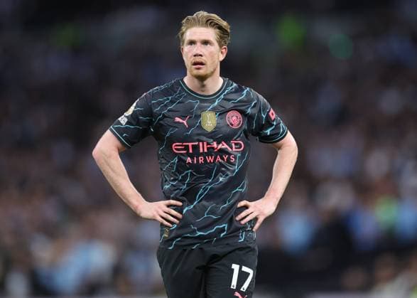London, England, 14th May 2024. A frustrated Kevin De Bruyne of Manchester City during the Premier League match at the Tottenham Hotspur Stadium, London. Picture credit should read: David Klein Sportimage EDITORIAL USE ONLY. No use with unauthorised audio, video, data, fixture lists, club league logos or live services. Online in-match use limited to 120 images, no video emulation. No use in betting, games or single club league player publications. SPI-3152-0032